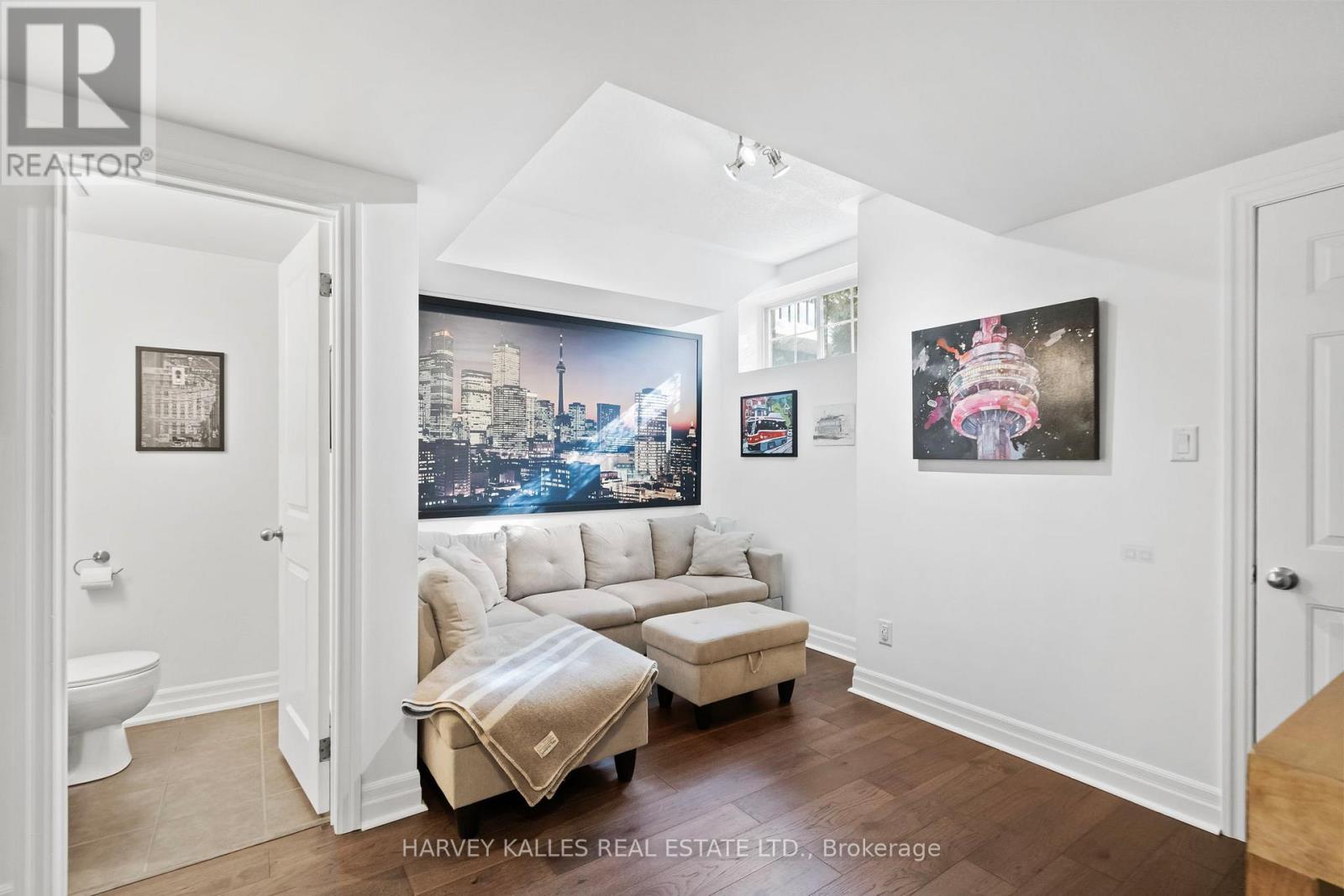 17 Peelar Mews, Toronto (Mimico), Ontario  M8Y 0B1 - Photo 30 - W12900730