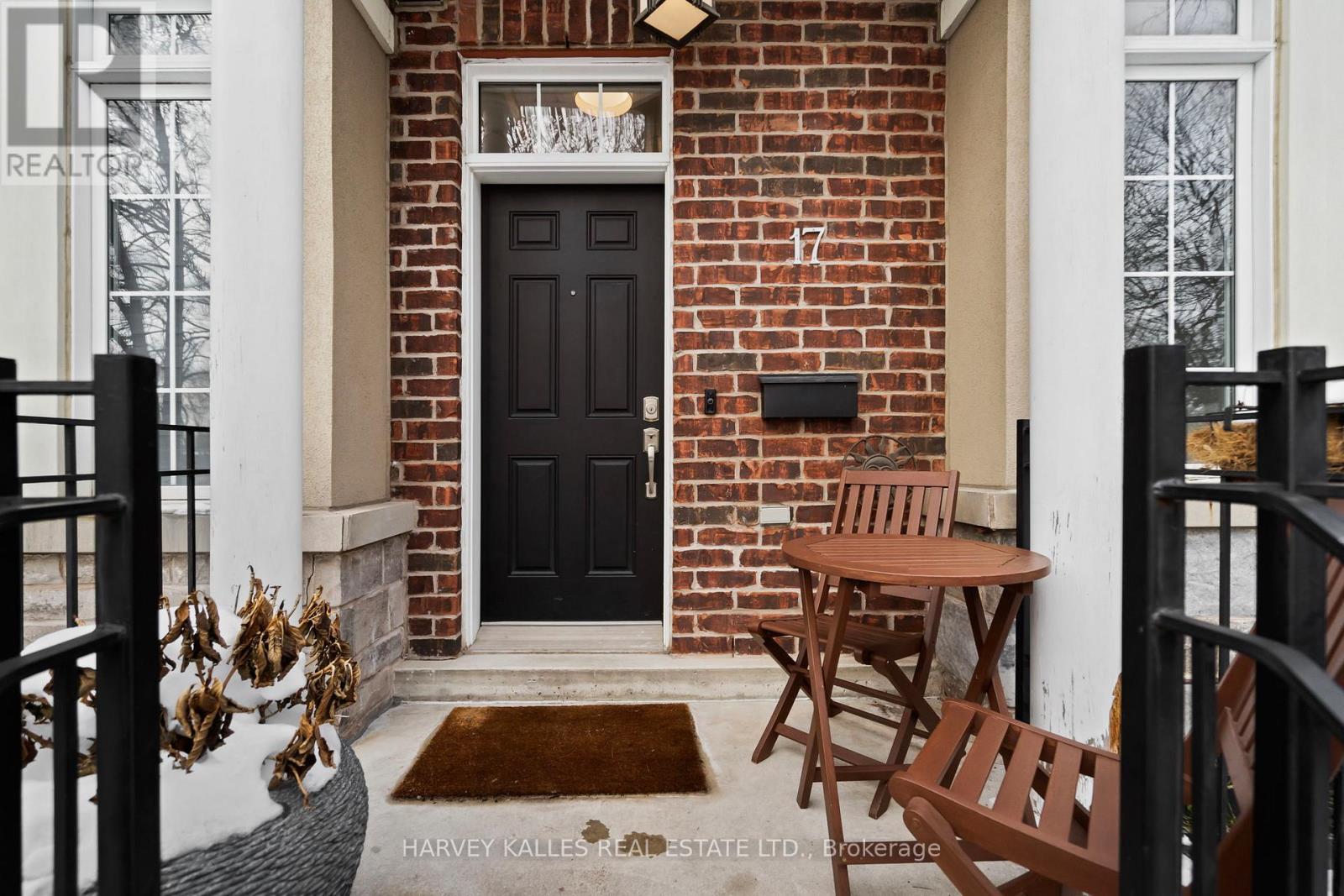 17 Peelar Mews, Toronto (Mimico), Ontario  M8Y 0B1 - Photo 43 - W12900730