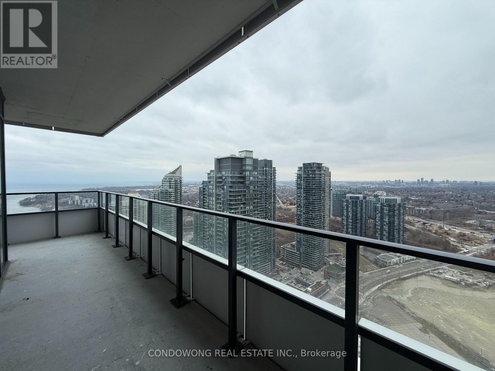 4020 - 30 Shore Breeze Drive, Toronto, Ontario  M8V 0J1 - Photo 9 - W12900738