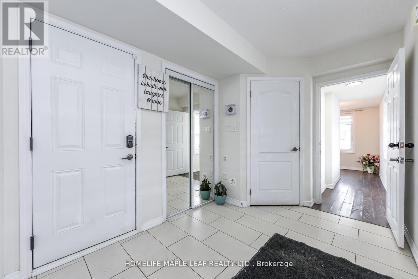 49 Golden Springs Drive, Brampton, Ontario  L7A 4N7 - Photo 12 - W12900746