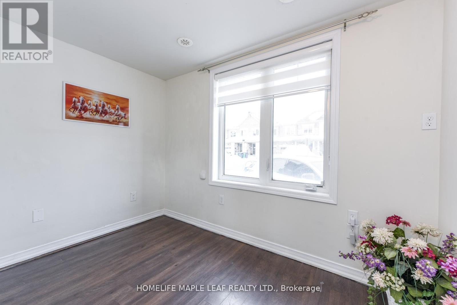 49 Golden Springs Drive, Brampton, Ontario  L7A 4N7 - Photo 18 - W12900746