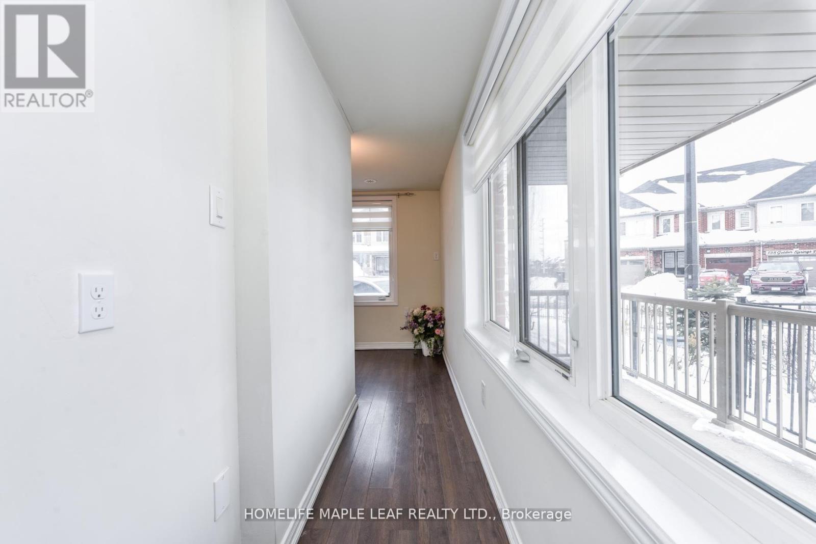 49 Golden Springs Drive, Brampton, Ontario  L7A 4N7 - Photo 19 - W12900746