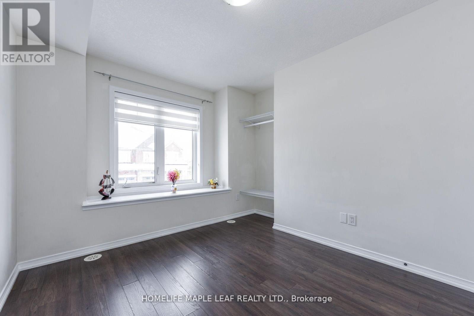 49 Golden Springs Drive, Brampton, Ontario  L7A 4N7 - Photo 33 - W12900746