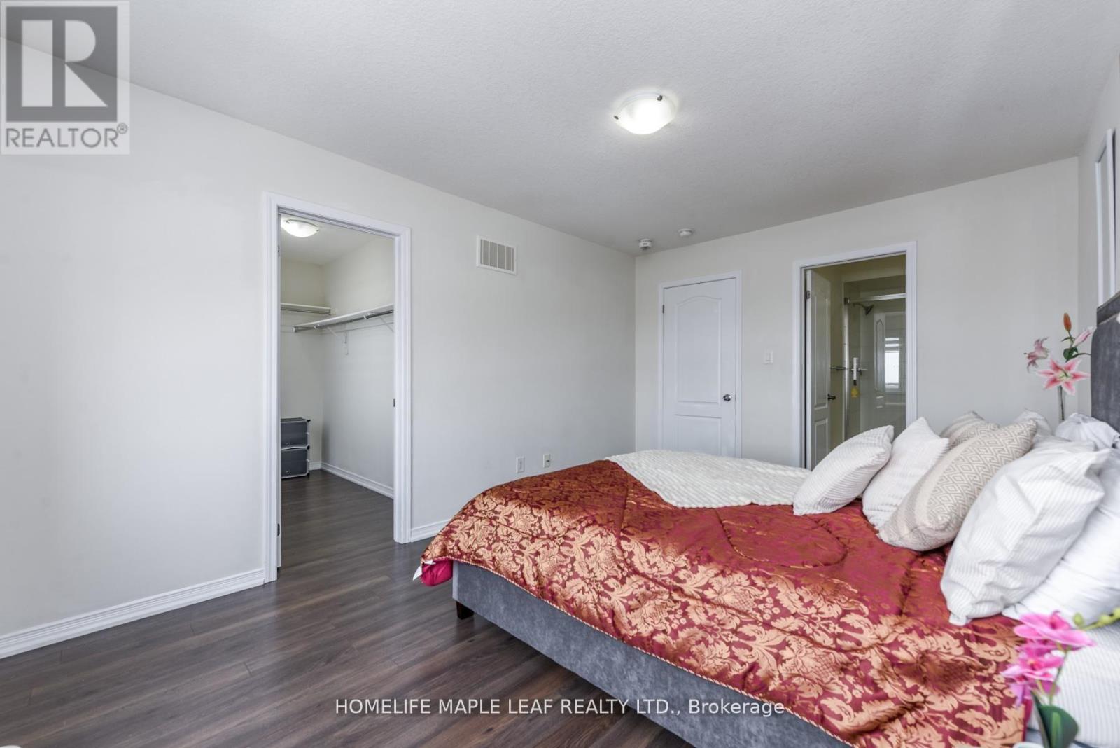 49 Golden Springs Drive, Brampton, Ontario  L7A 4N7 - Photo 43 - W12900746