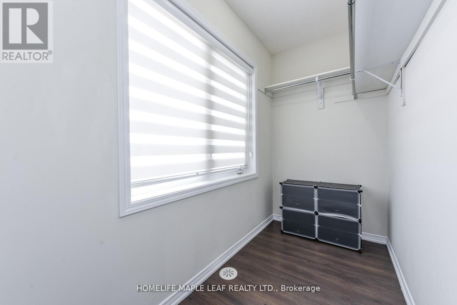 49 Golden Springs Drive, Brampton, Ontario  L7A 4N7 - Photo 44 - W12900746