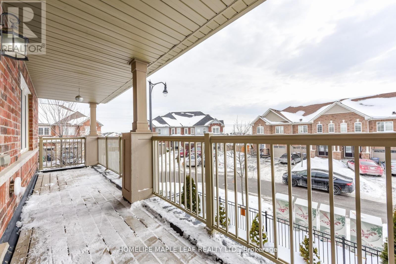 49 Golden Springs Drive, Brampton, Ontario  L7A 4N7 - Photo 47 - W12900746