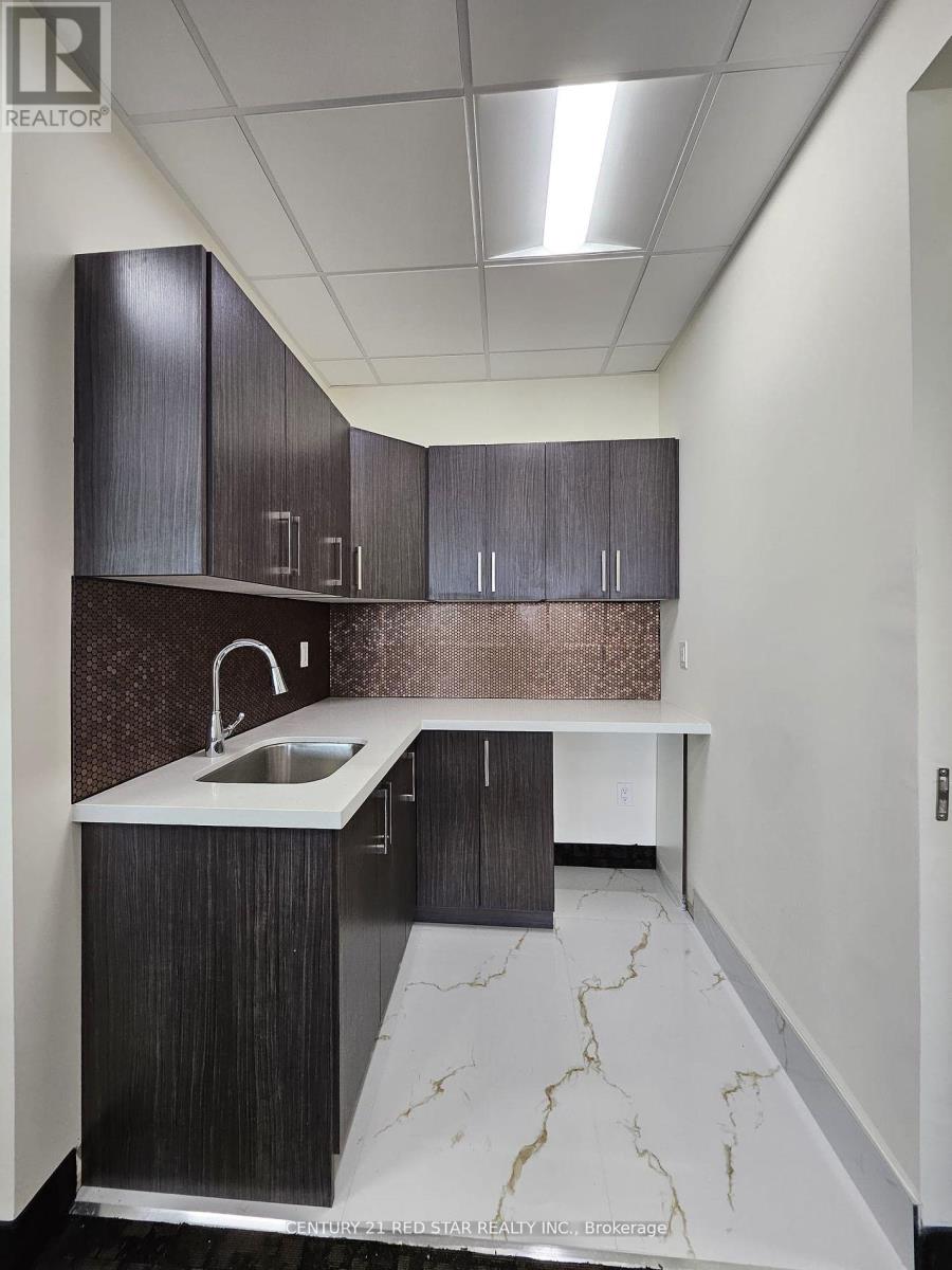 201 - 50 Steeles Avenue E, Milton, Ontario  L9T 4W9 - Photo 10 - W12900776