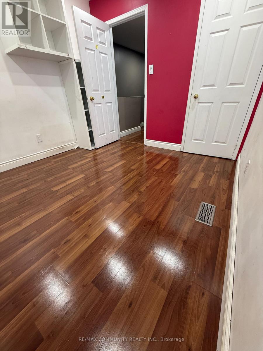 12 Caruso Drive, Brampton, Ontario  L6Y 5B1 - Photo 12 - W12900778