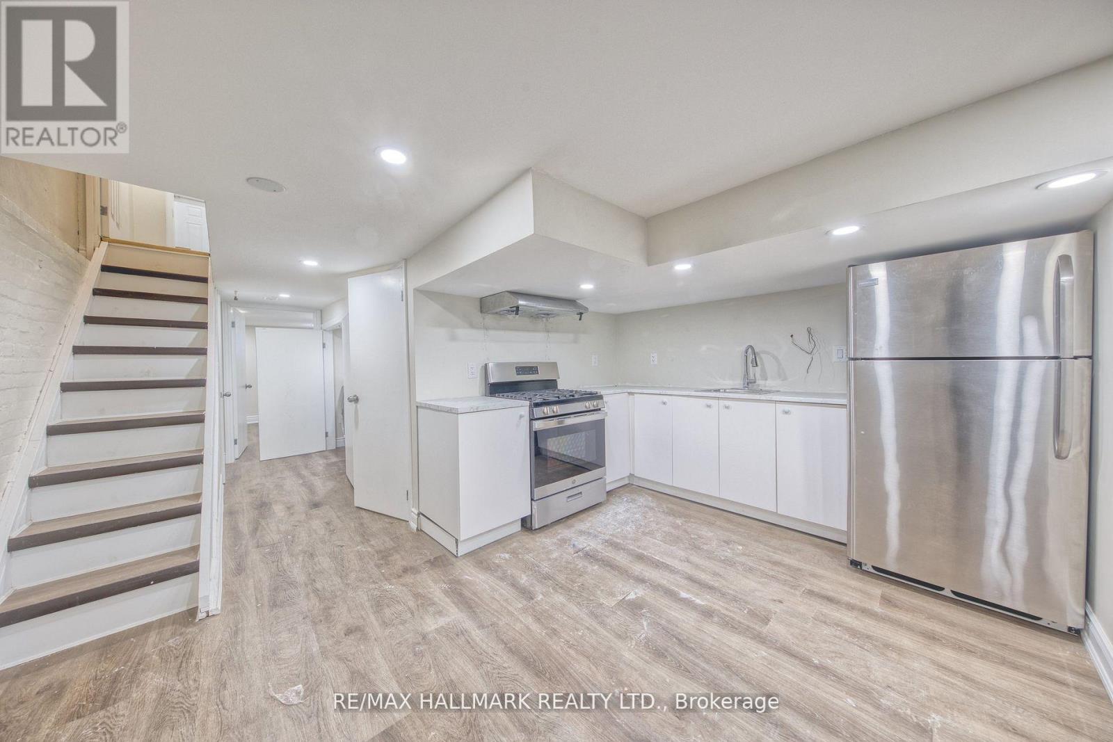 BSMT - 46 SPRINGHURST AVENUE, Toronto, Ontario