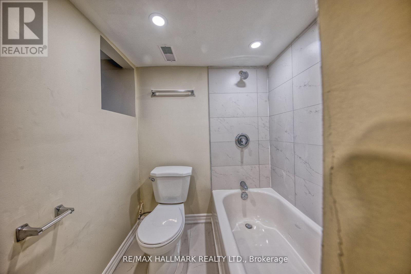 Bsmt - 46 Springhurst Avenue, Toronto, Ontario  M6K 1B6 - Photo 5 - W12900794