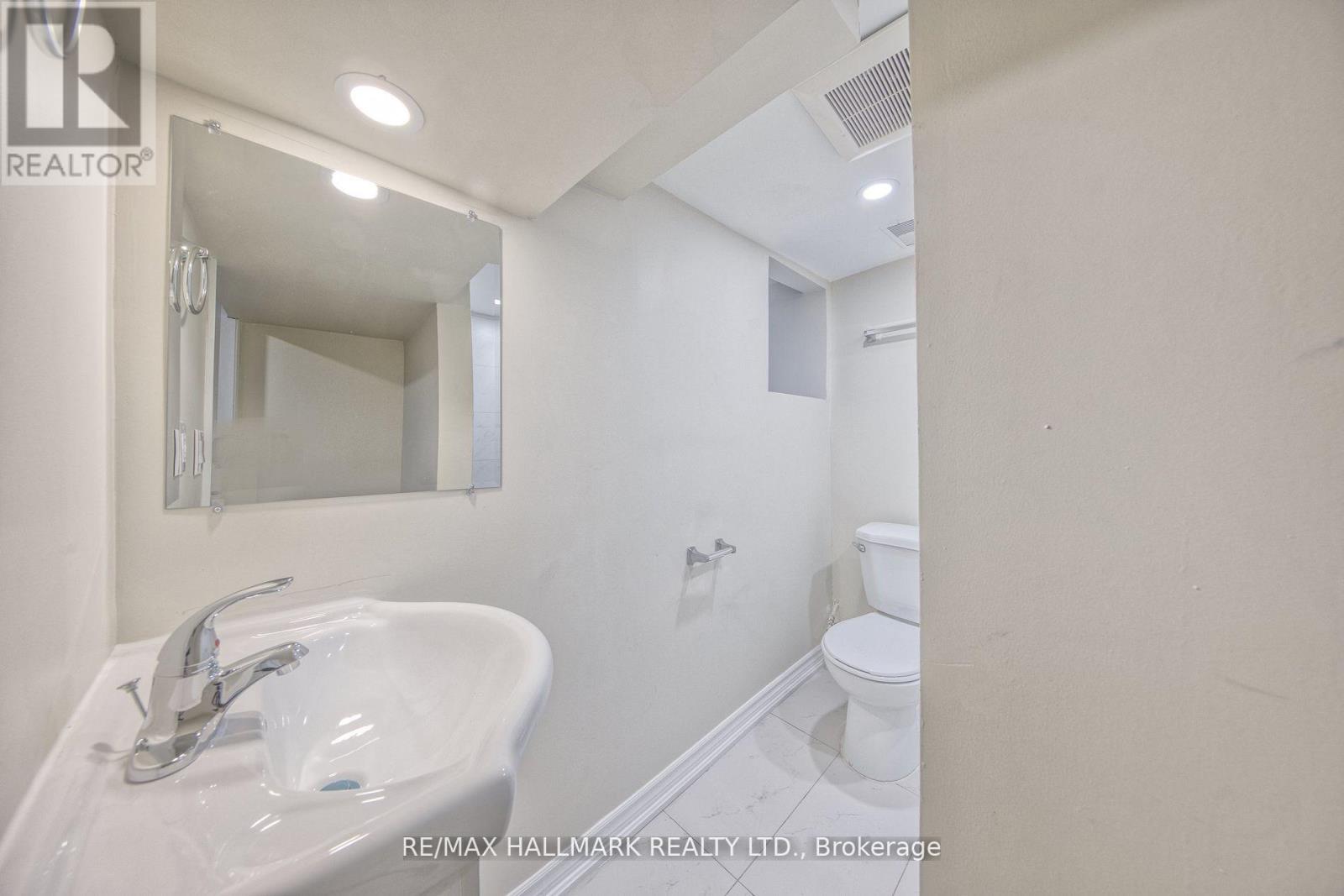 Bsmt - 46 Springhurst Avenue, Toronto, Ontario  M6K 1B6 - Photo 6 - W12900794