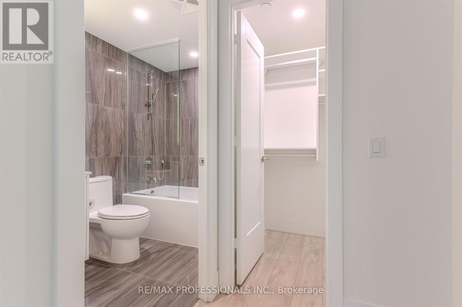 418 - 259 The Kingsway, Toronto, Ontario  M9A 4B1 - Photo 16 - W12900854