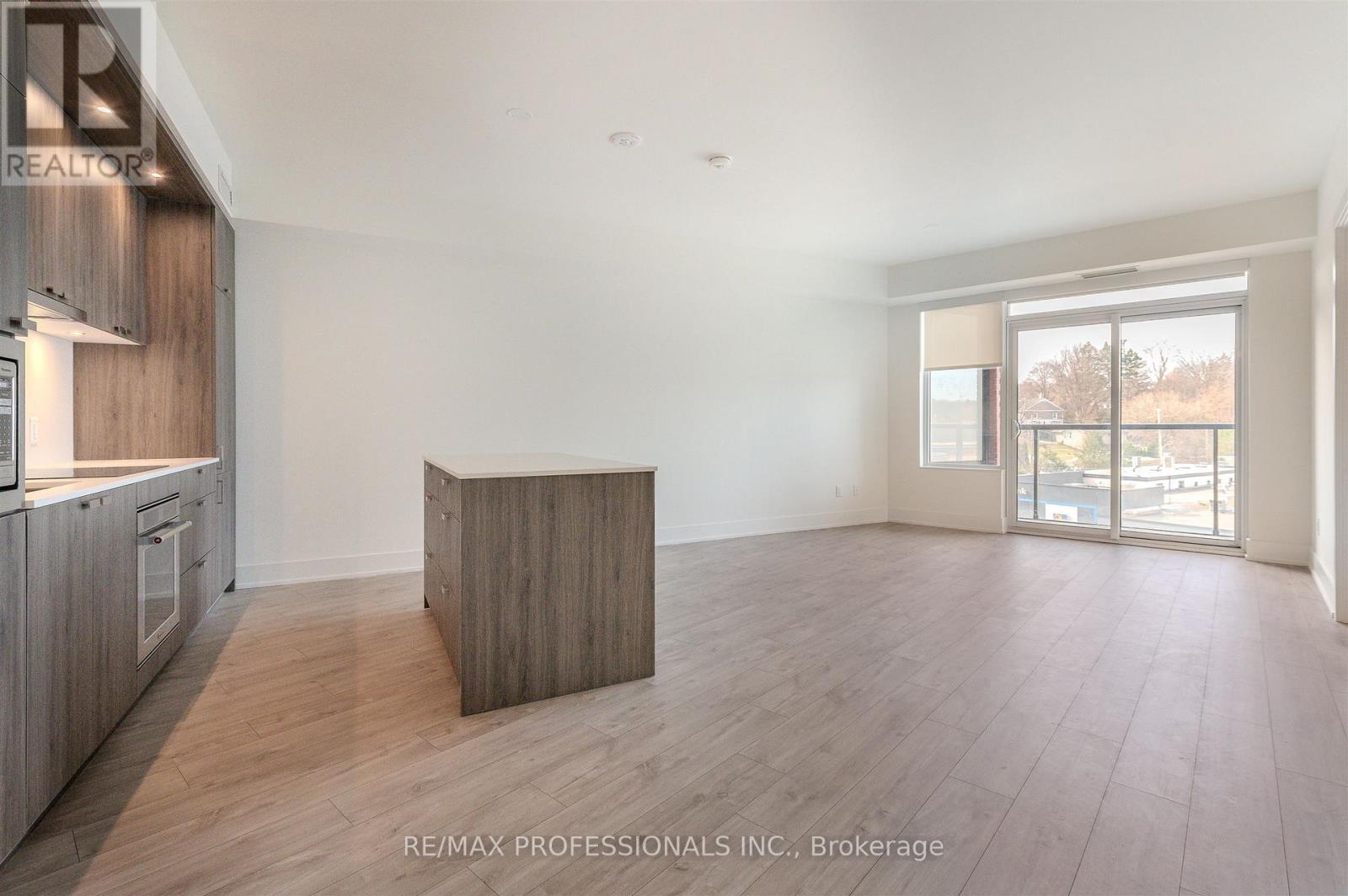 418 - 259 The Kingsway, Toronto, Ontario  M9A 4B1 - Photo 7 - W12900854