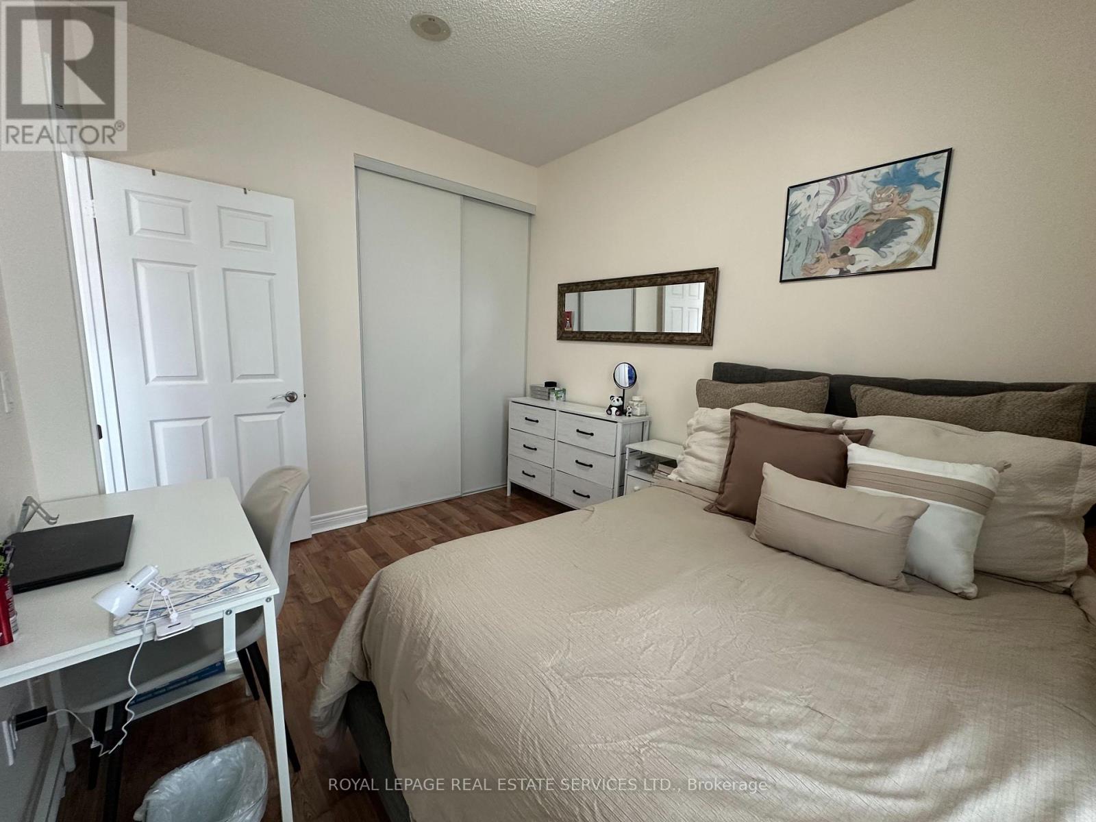 917 - 339 Rathburn Road W, Mississauga, Ontario  L5B 0K6 - Photo 13 - W12900858