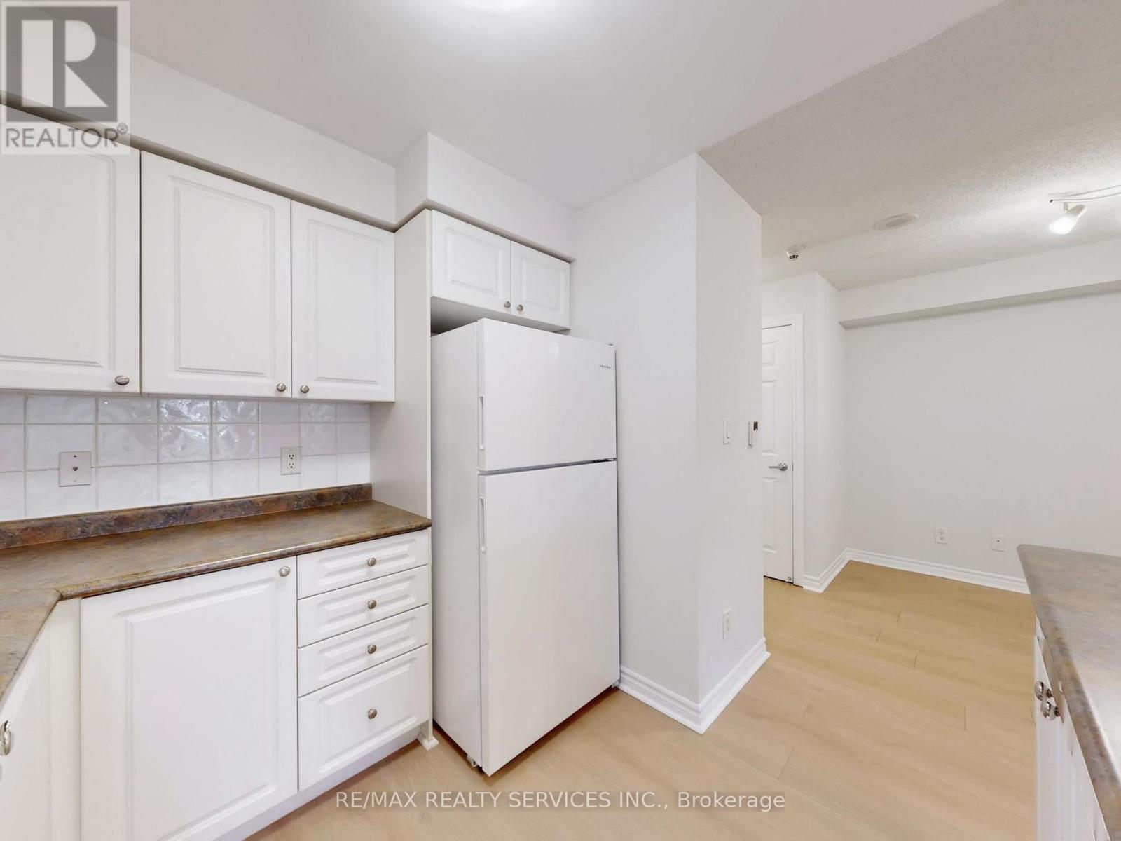 504 - 3880 Duke Of York Boulevard, Mississauga, Ontario  L5B 4M7 - Photo 20 - W12900866