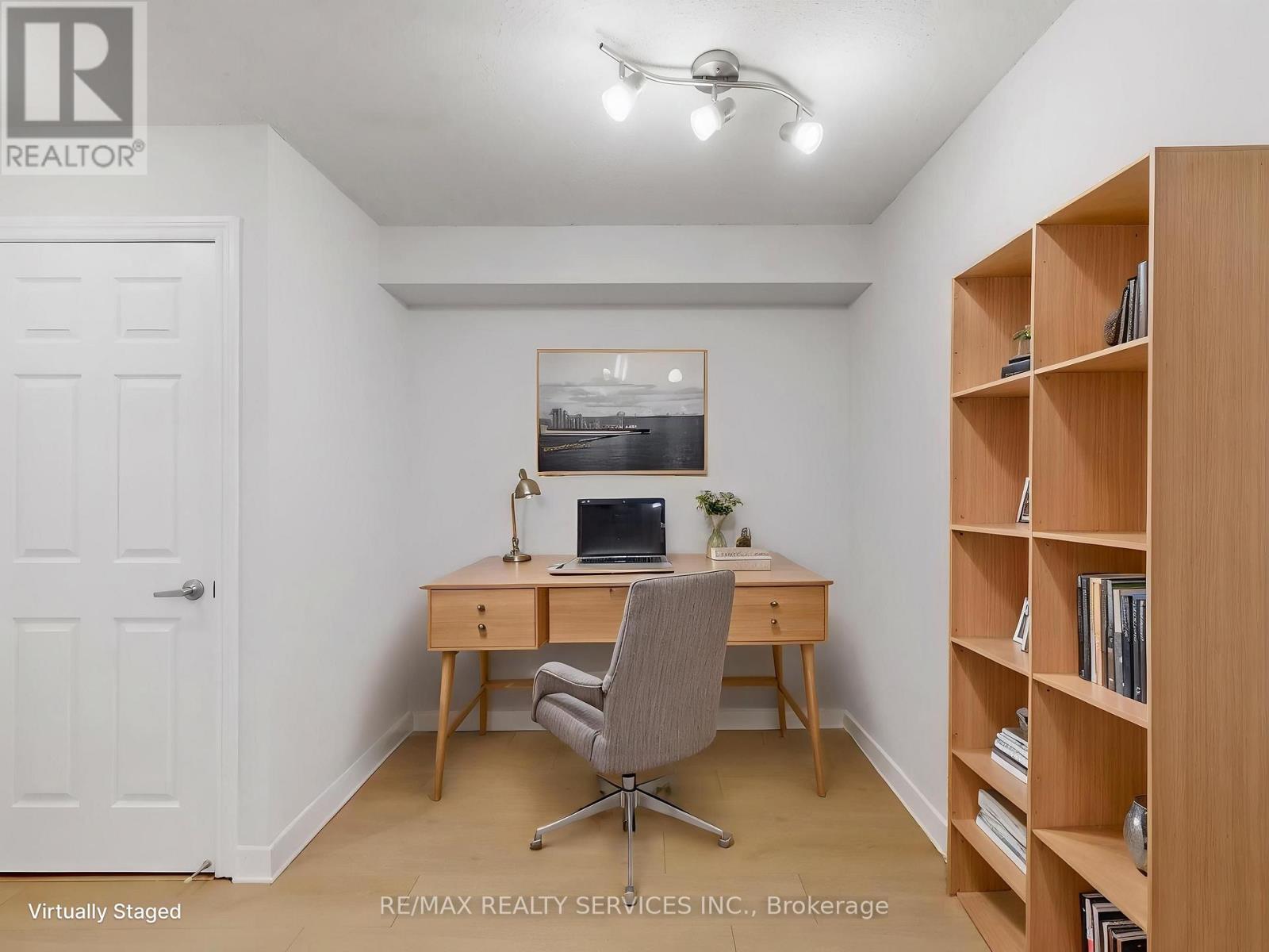 504 - 3880 Duke Of York Boulevard, Mississauga, Ontario  L5B 4M7 - Photo 22 - W12900866