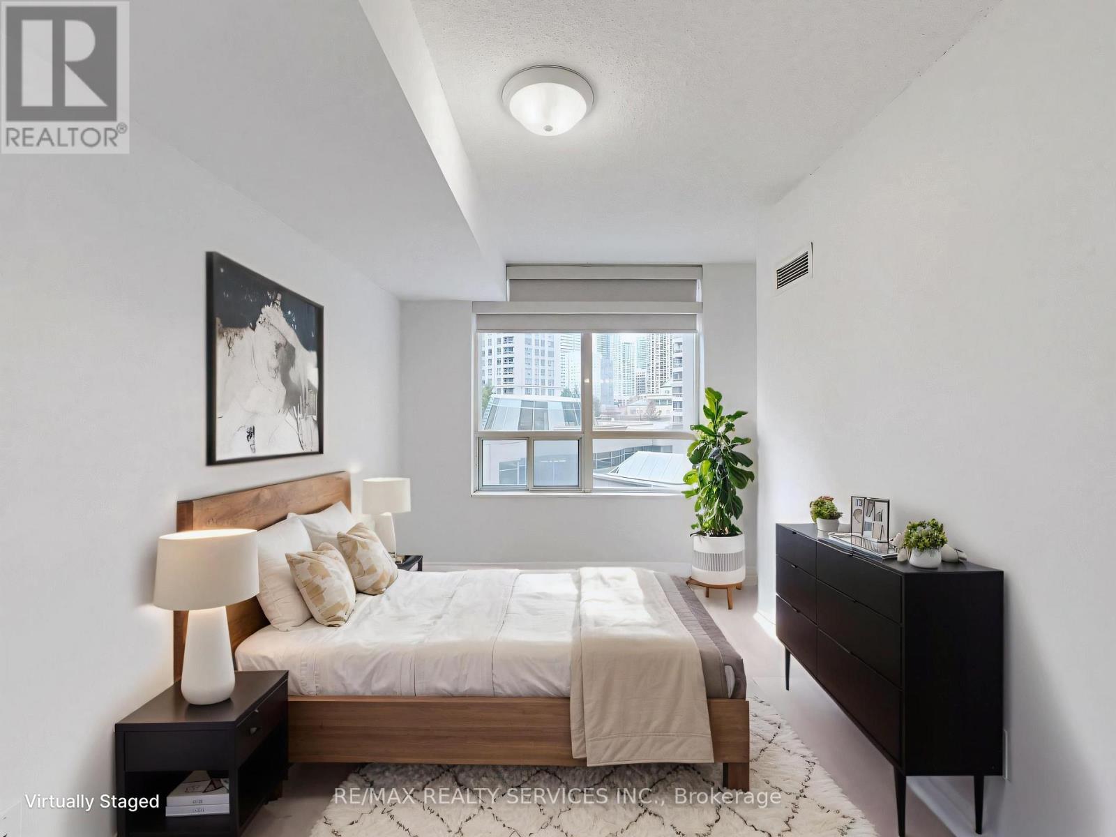 504 - 3880 Duke Of York Boulevard, Mississauga, Ontario  L5B 4M7 - Photo 26 - W12900866