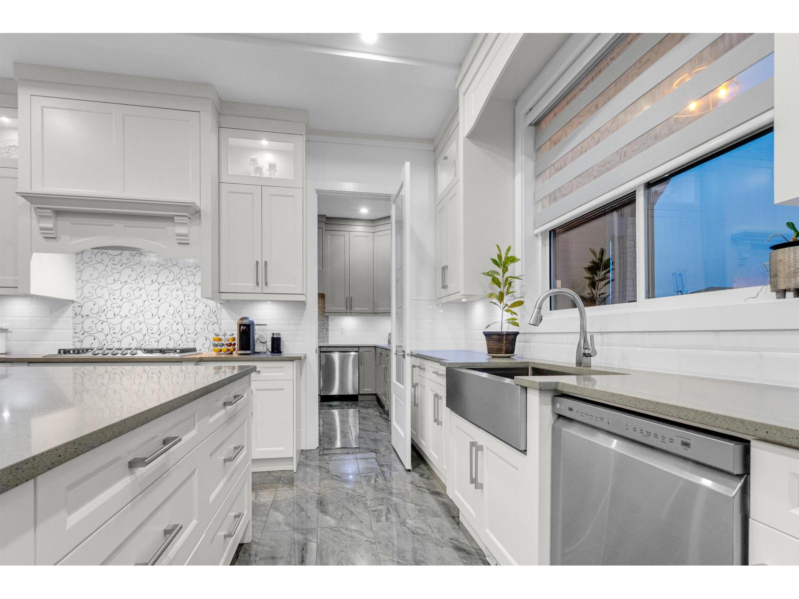 5804 152 Street, Surrey, British Columbia  V3S 3K2 - Photo 11 - R3100814