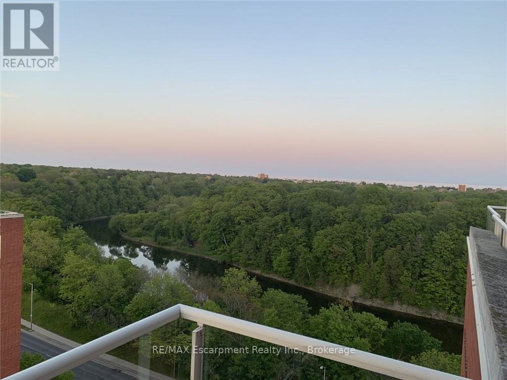 Ph8 - 50 Old Mill Road, Oakville, Ontario  L6J 7W1 - Photo 21 - W12725872