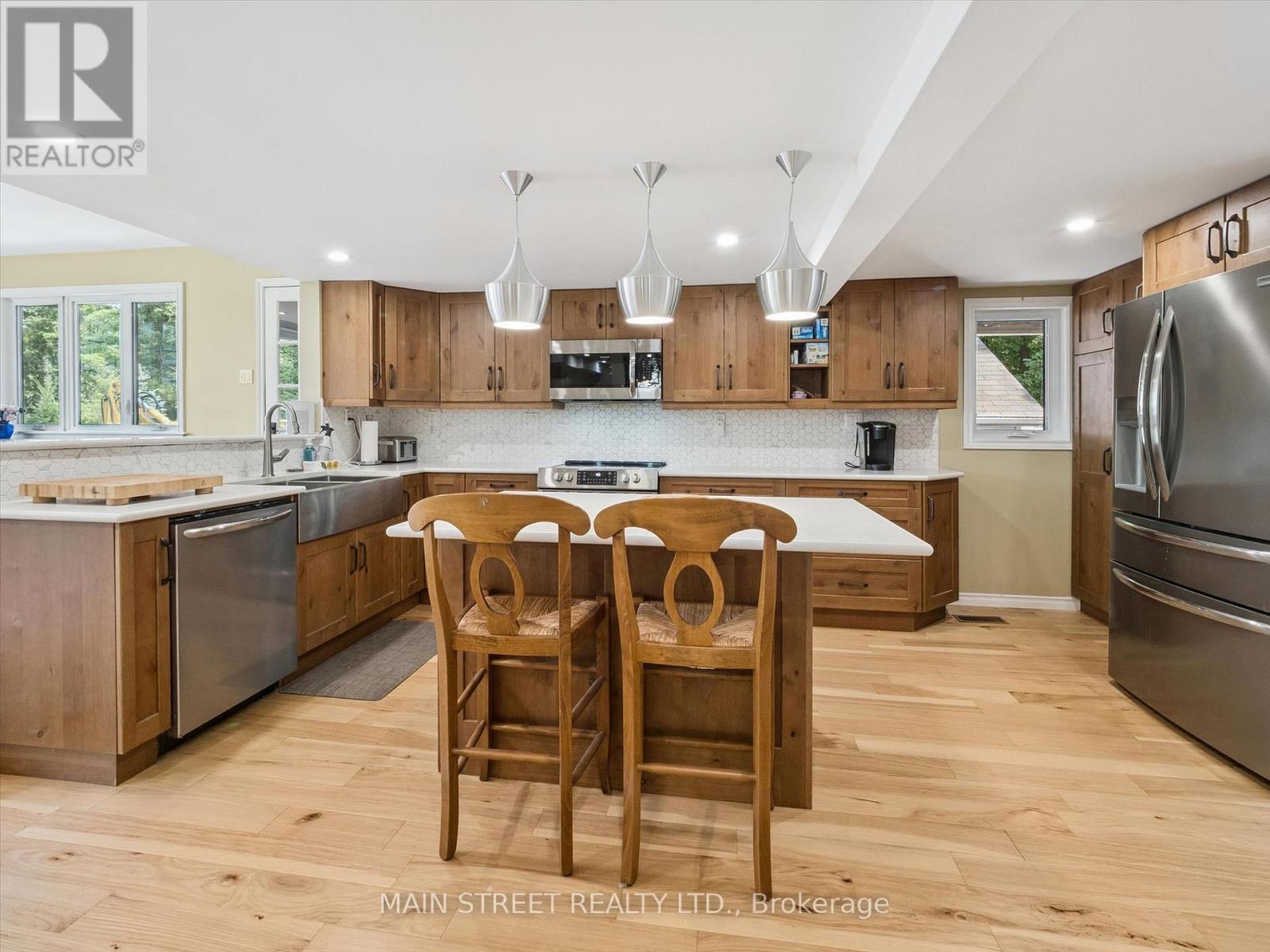 1183 South Morrison Lake Road, Gravenhurst, Ontario  P0E 1G0 - Photo 10 - X12900810