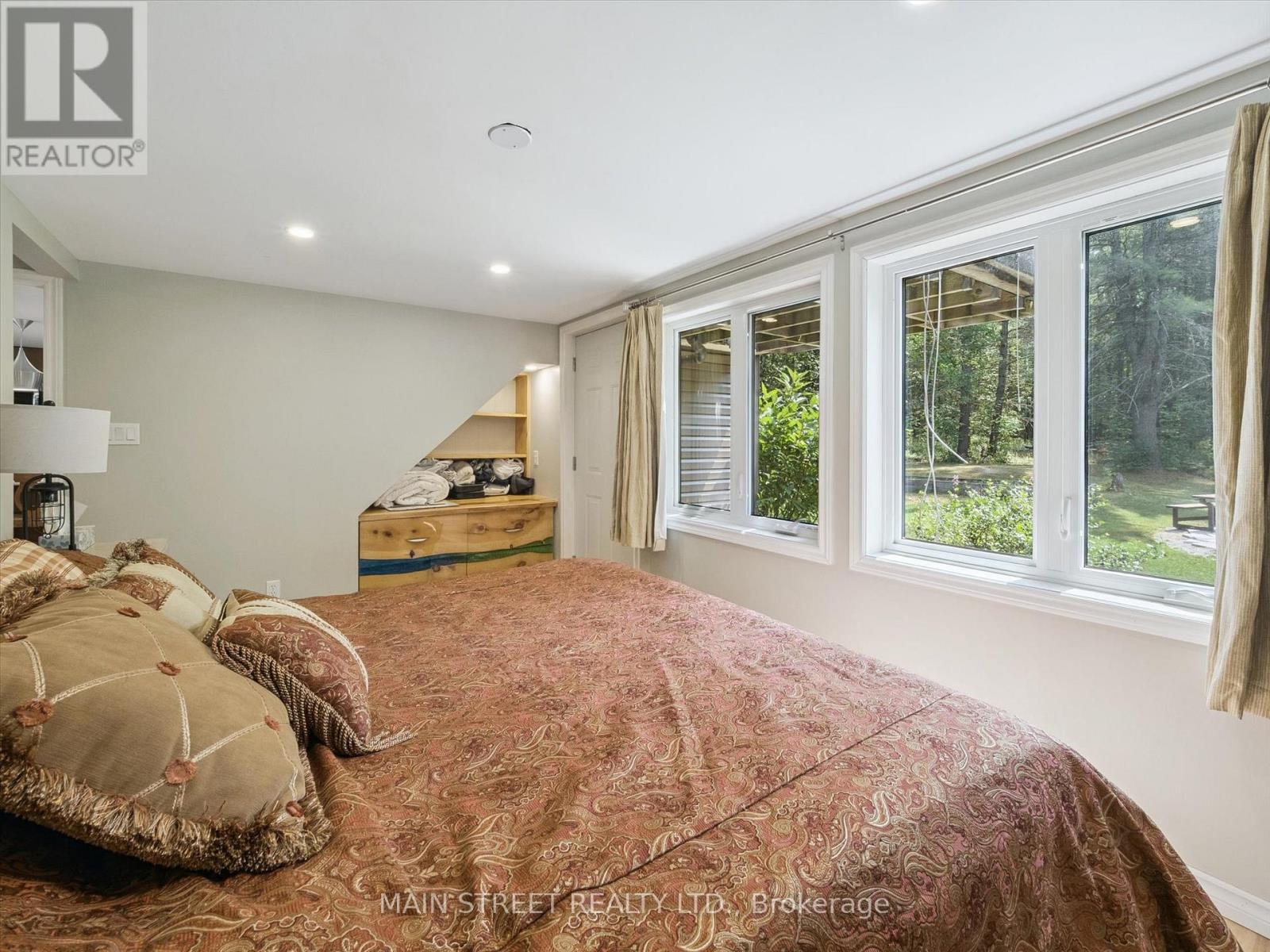 1183 South Morrison Lake Road, Gravenhurst, Ontario  P0E 1G0 - Photo 14 - X12900810