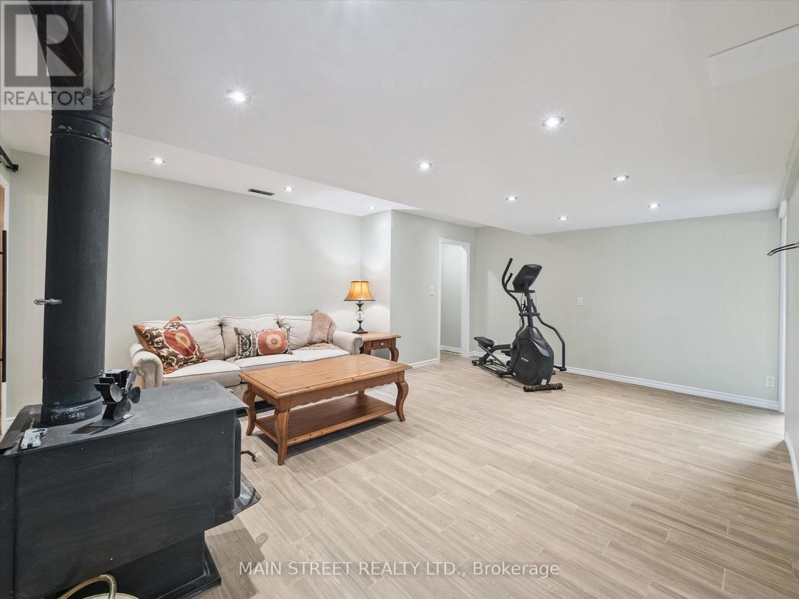 1183 South Morrison Lake Road, Gravenhurst, Ontario  P0E 1G0 - Photo 26 - X12900810