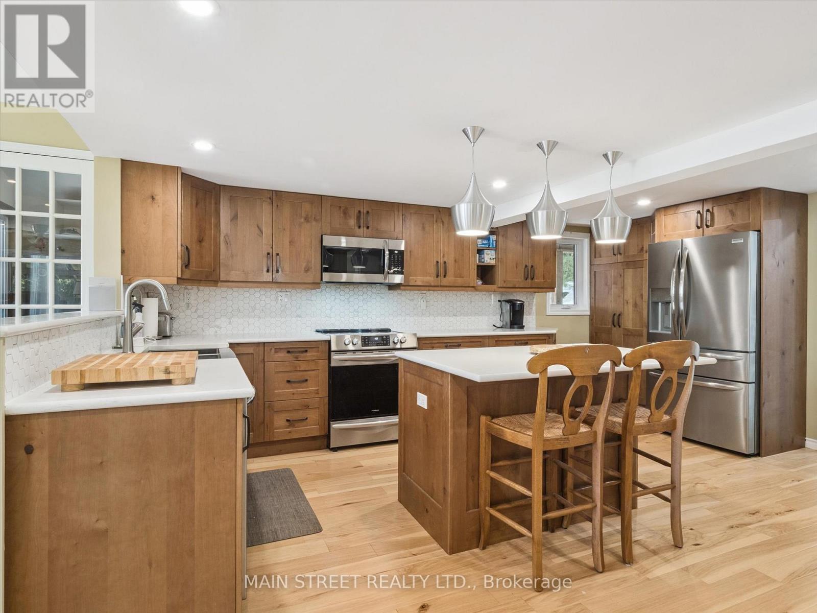 1183 South Morrison Lake Road, Gravenhurst, Ontario  P0E 1G0 - Photo 9 - X12900810