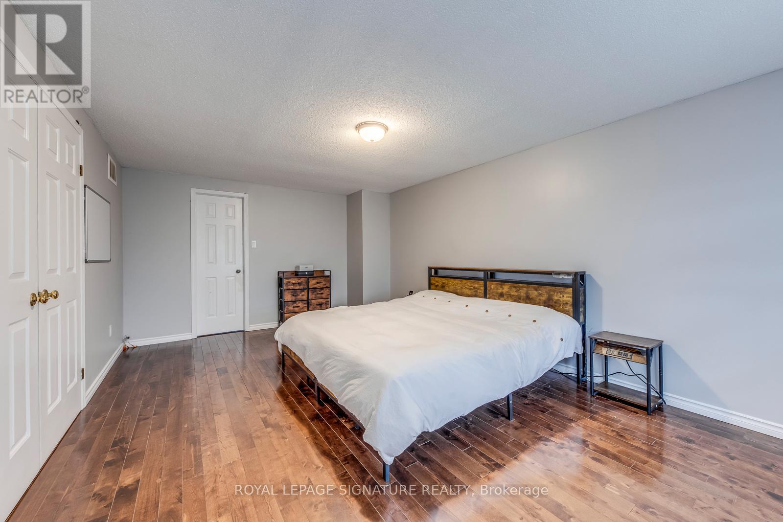 54 Randolf Court, Hamilton, Ontario  L8W 2Z8 - Photo 20 - X12900846