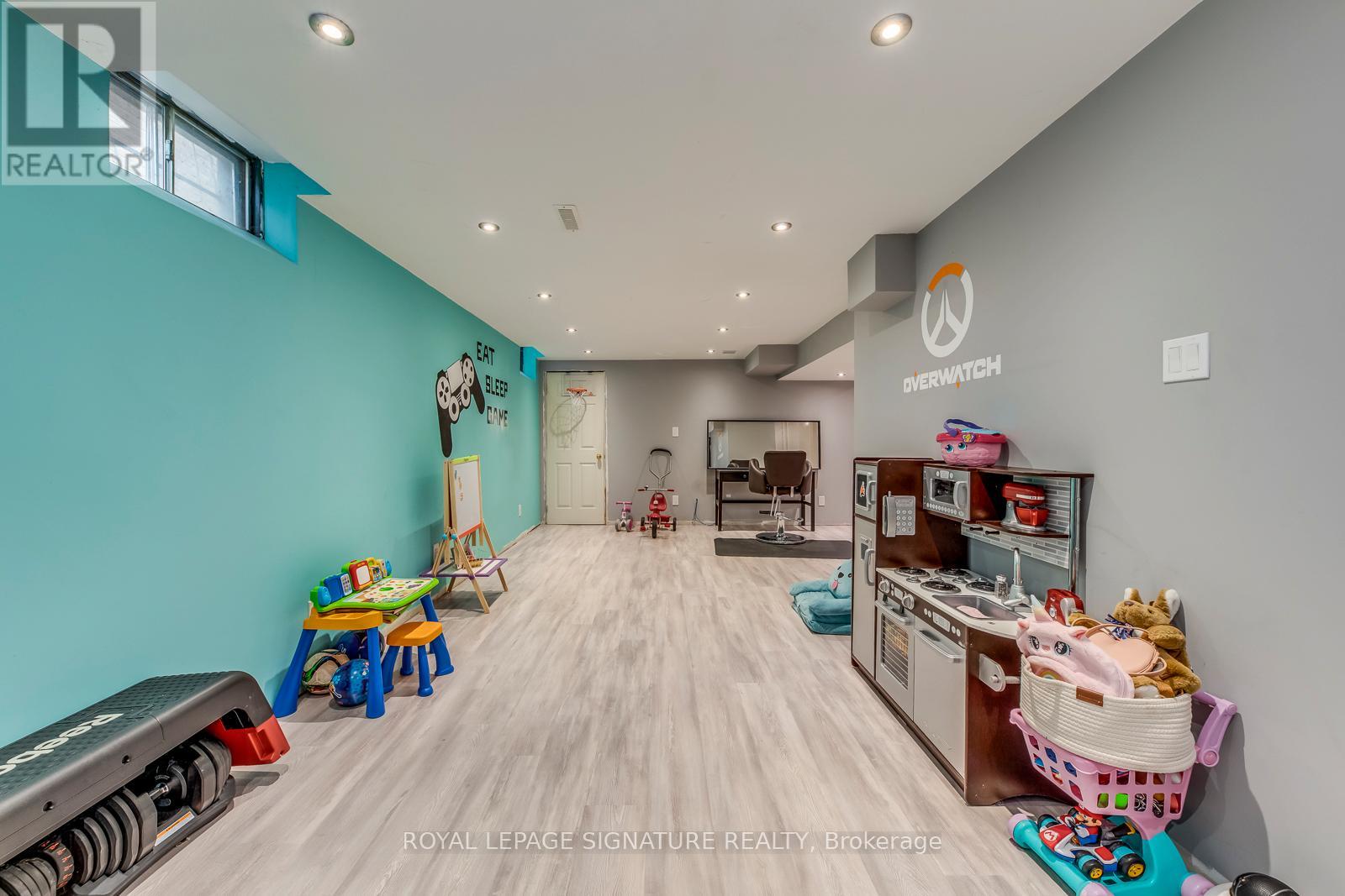 54 Randolf Court, Hamilton, Ontario  L8W 2Z8 - Photo 35 - X12900846