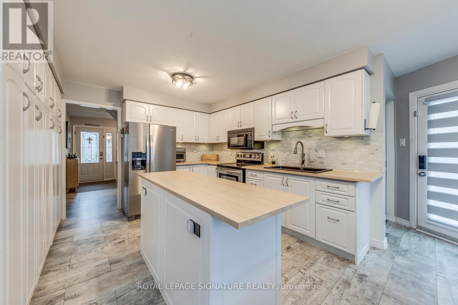 54 Randolf Court, Hamilton, Ontario  L8W 2Z8 - Photo 9 - X12900846