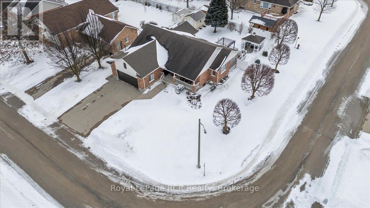 393 1st Street S, Hanover, Ontario  N4N 3T8 - Photo 46 - X12900482