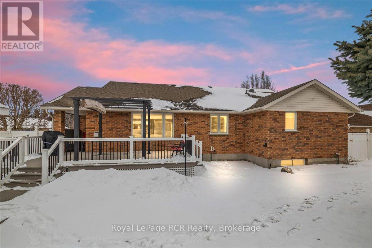 393 1st Street S, Hanover, Ontario  N4N 3T8 - Photo 40 - X12900482