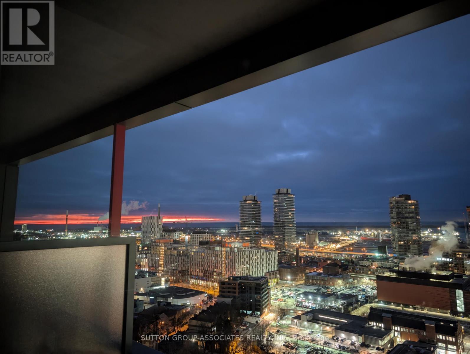 2307 - 120 Parliament Street, Toronto, Ontario  M5A 2Y8 - Photo 2 - C12894076