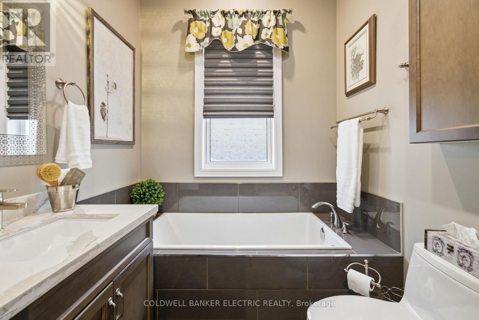 32 - 25 Brinton Drive, Peterborough (Otonabee Ward 1), Ontario  K9J 8S9 - Photo 25 - X12900438