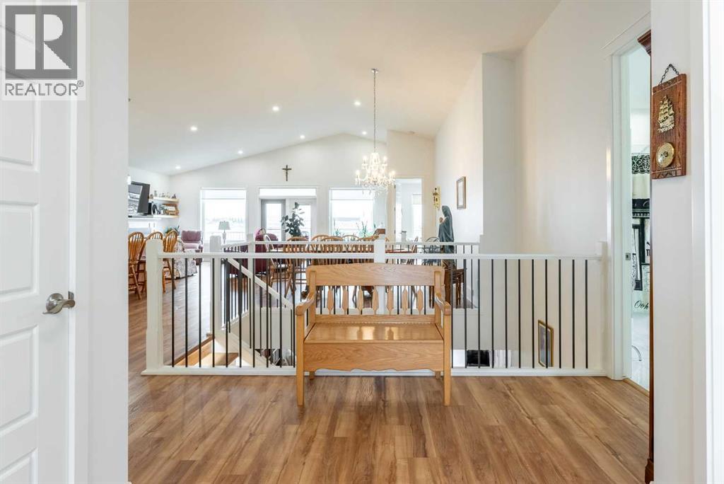 202 Lake Drive, Coalhurst, Alberta  T0L 0V0 - Photo 6 - A2293296