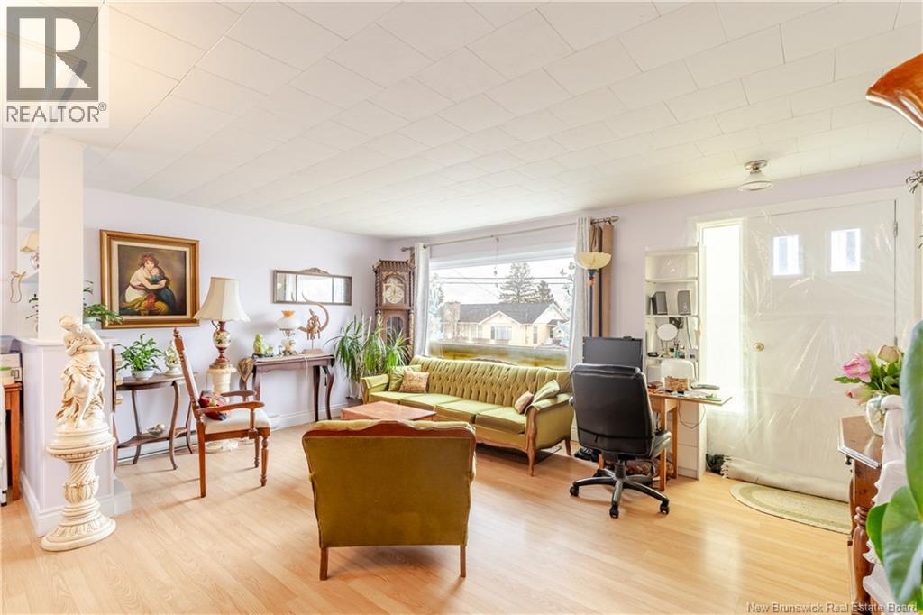 277 Church Avenue, Sussex, New Brunswick  E4E 1Z5 - Photo 10 - NB134146