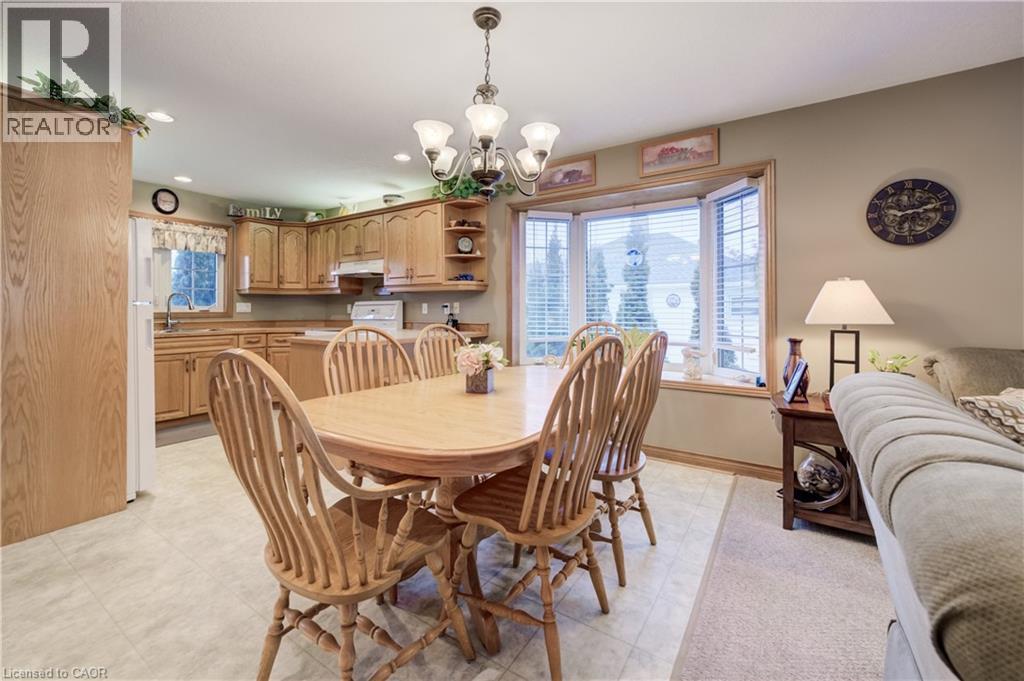 385 Birmingham Street E, Mount Forest, Ontario  N0G 2L2 - Photo 15 - 40812526