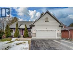 385 BIRMINGHAM Street E, Mount Forest, Ontario