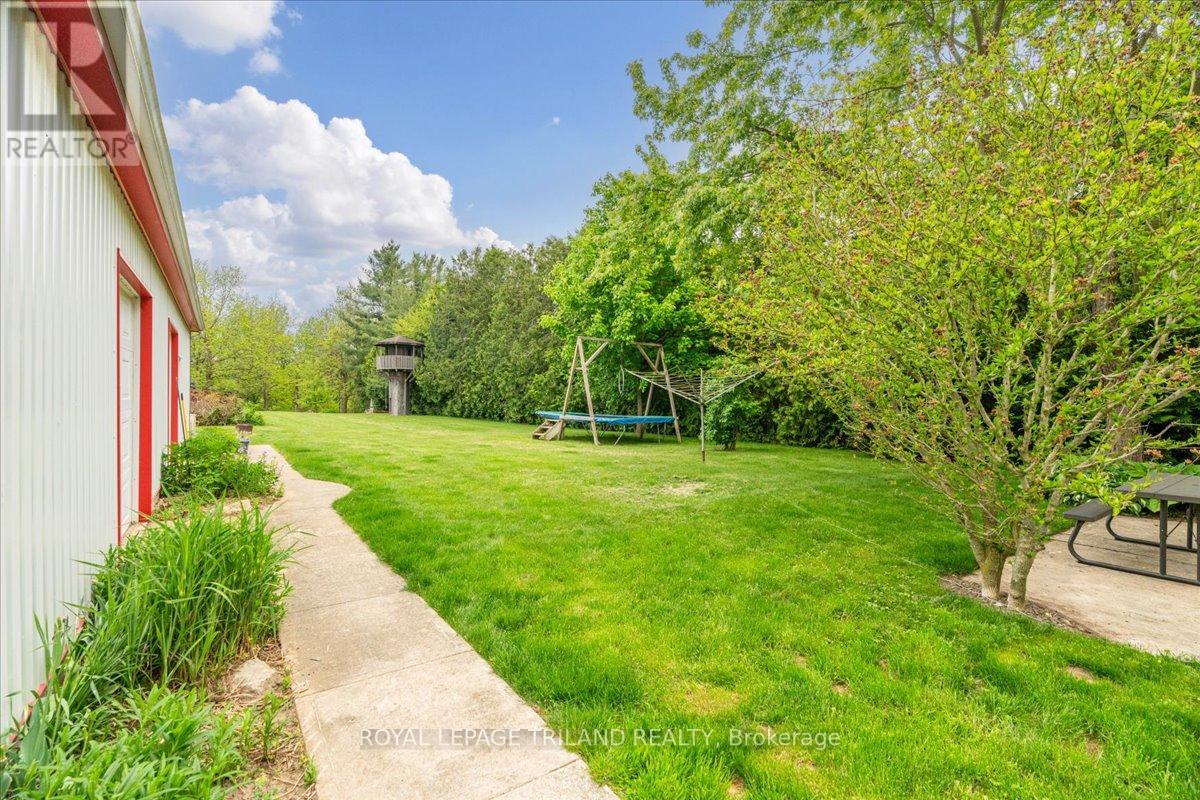 3115 Napperton Drive, Adelaide Metcalfe, Ontario  N7G 3H8 - Photo 9 - X12900960