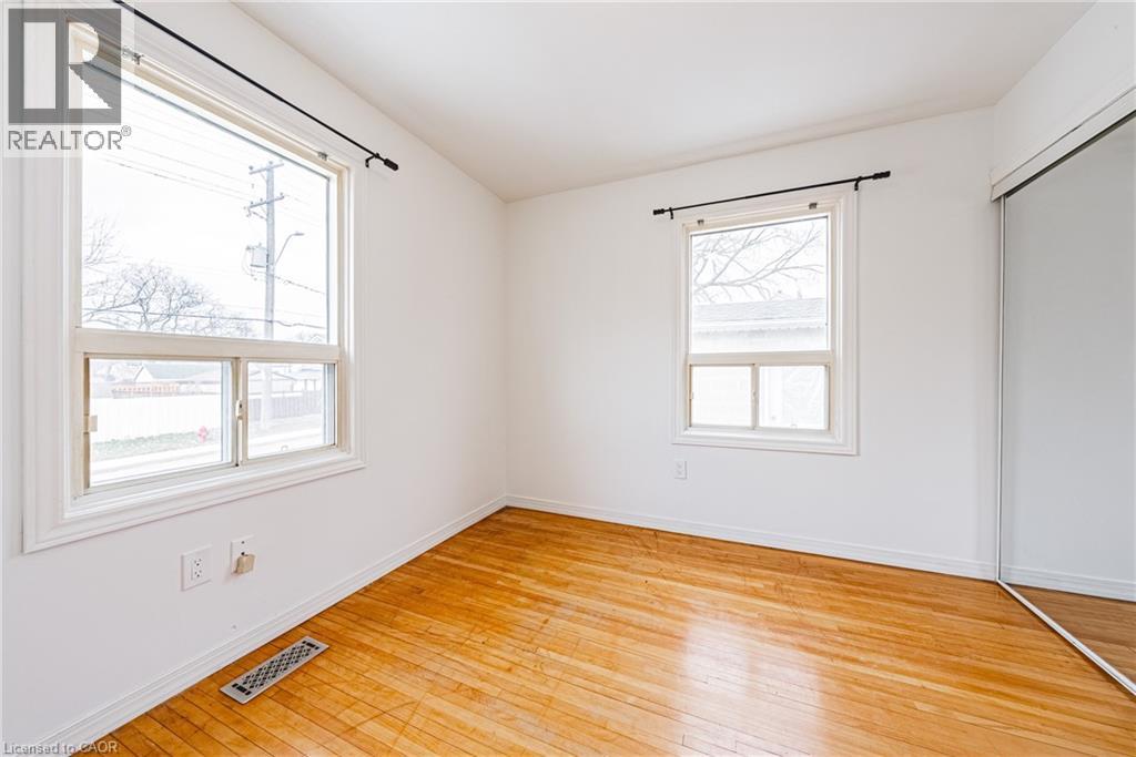 1124 Dunsmure Road, Hamilton, Ontario  L8H 1K5 - Photo 15 - 40813594