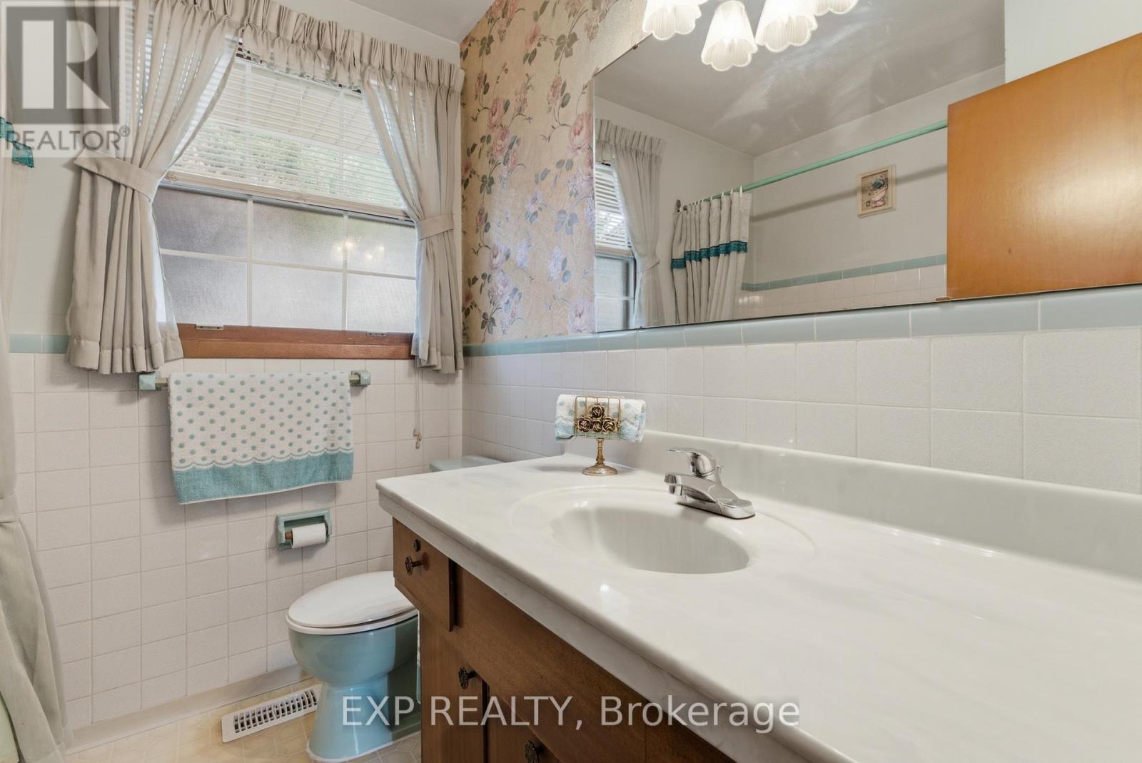 189 Parnell Road, St. Catharines (Vine/linwell), Ontario  L2M 1W3 - Photo 21 - X12900974