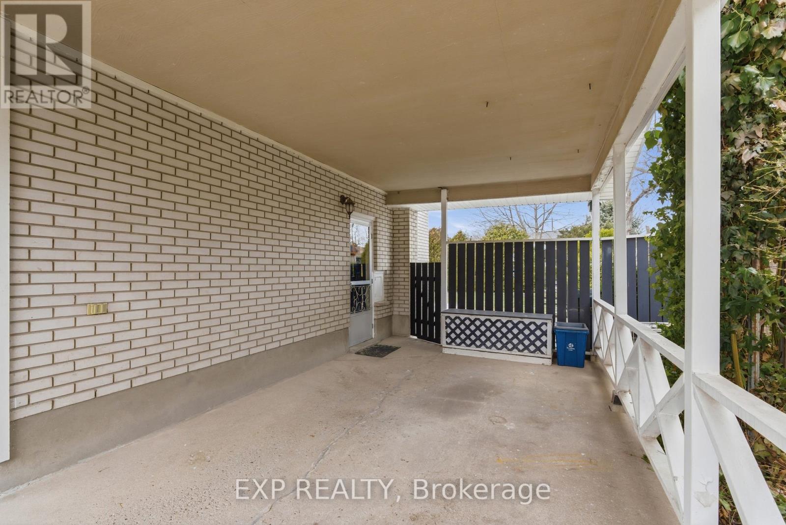 189 Parnell Road, St. Catharines (Vine/linwell), Ontario  L2M 1W3 - Photo 5 - X12900974