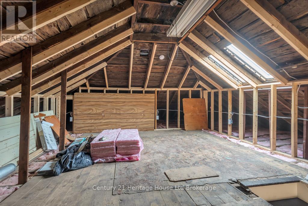 109 Carroll Street, Ingersoll, Ontario  N5C 1W1 - Photo 16 - X12900950