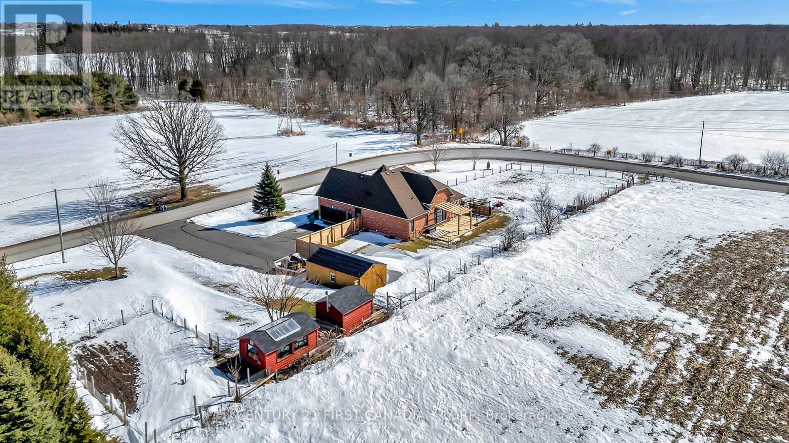 5 Falkland Road, Brant, Ontario  N0J 1V0 - Photo 9 - X12894404