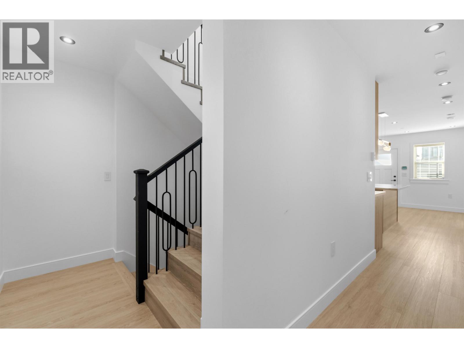 1155 Renfrew Street, Vancouver, British Columbia  V5K 4C1 - Photo 14 - R3101623