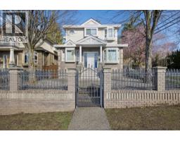 <div class="price">$3,298,000</div> 2709 W 37th Avenue, Vancouver<br><div style="margin-bottom:8px;"><small>Sutton Group-West Coast Realty</small></div><div class='bed_bath'>4 Bed | 5 Bath</div>