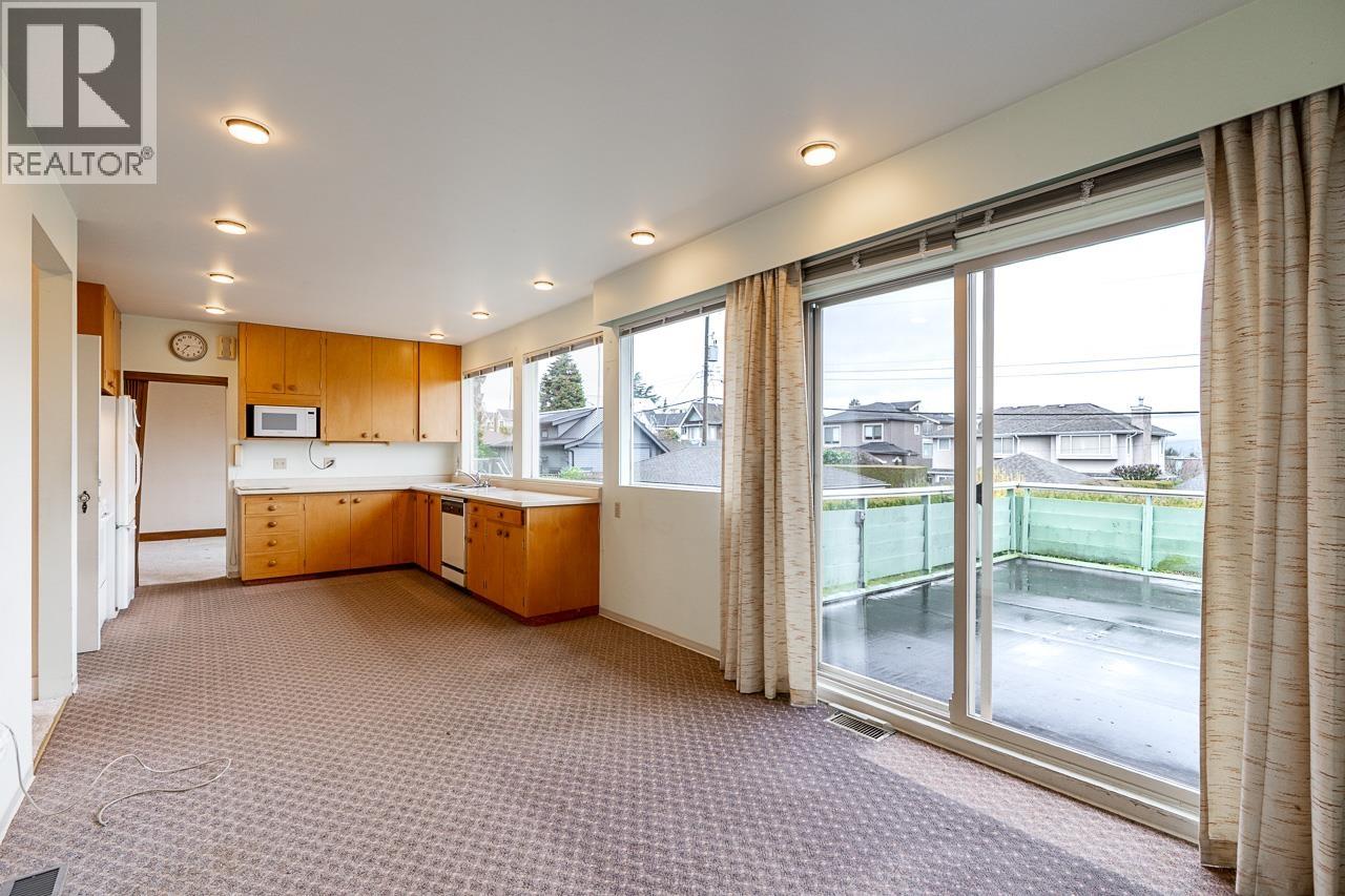 2715 W 31st Avenue, Vancouver, British Columbia  V6L 1Z9 - Photo 12 - R3101649