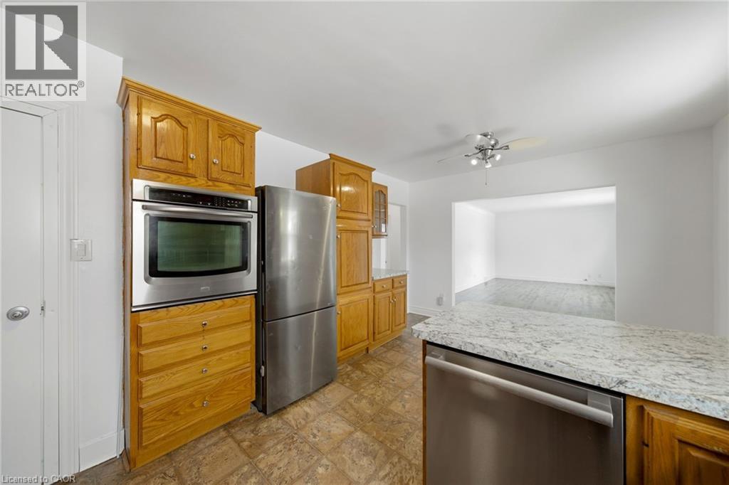 11 Nickerson Avenue, St. Catharines, Ontario  L2N 3L9 - Photo 12 - 40800741