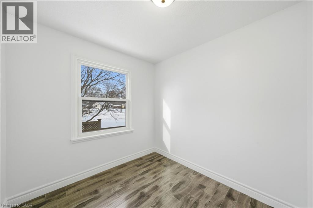 11 Nickerson Avenue, St. Catharines, Ontario  L2N 3L9 - Photo 16 - 40800741