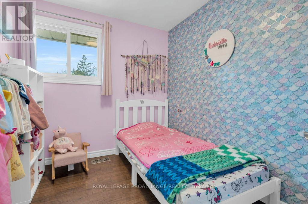 105 A&b Bernard Long Road, Quinte West, Ontario  K8V 5P6 - Photo 14 - X12900922